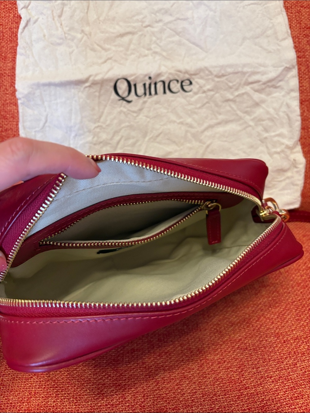 Quince Italian Leather Quilted Crossbody Bag Burgundy (Deep Red) EUC - Picture 4 of 7